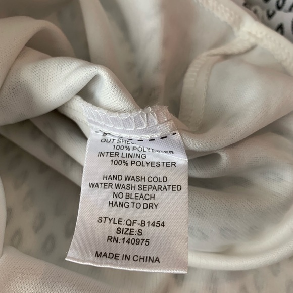 Inmod - Spring & Summer Dress - Picture 5 of 5